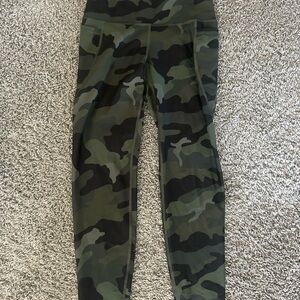 Old Navy Camo Leggings